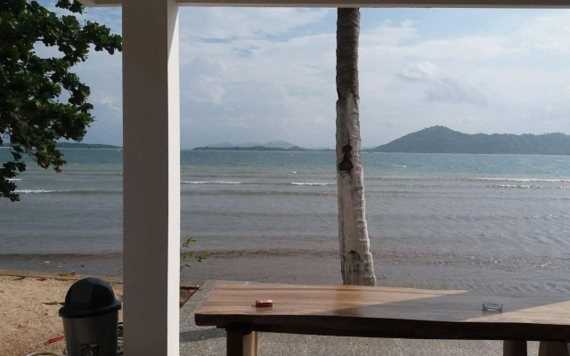 The Place Beach Bungalows