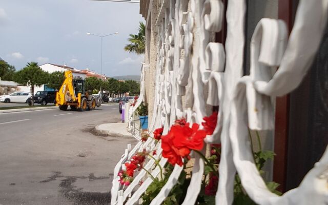 Alacati Leylak Hotel