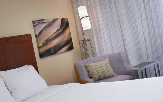 Courtyard by Marriott Rockford