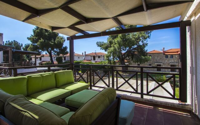 Sofia Summer House, Elani