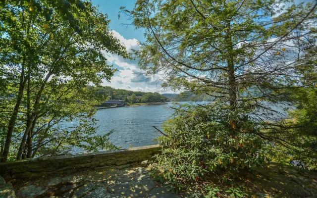 Inspiration Point by Taylor Made Deep Creek