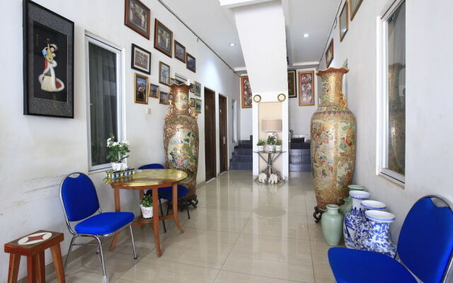 RedDoorz @ Slipi Jaya