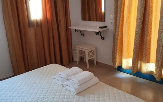 Finiki Villas
