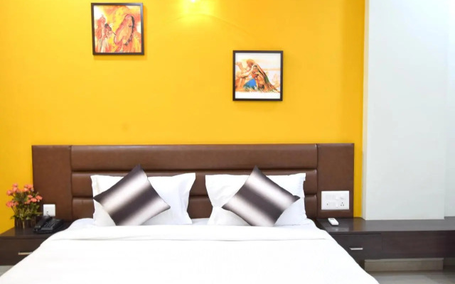 The Sky Imperial Hotel Gopal Darshan