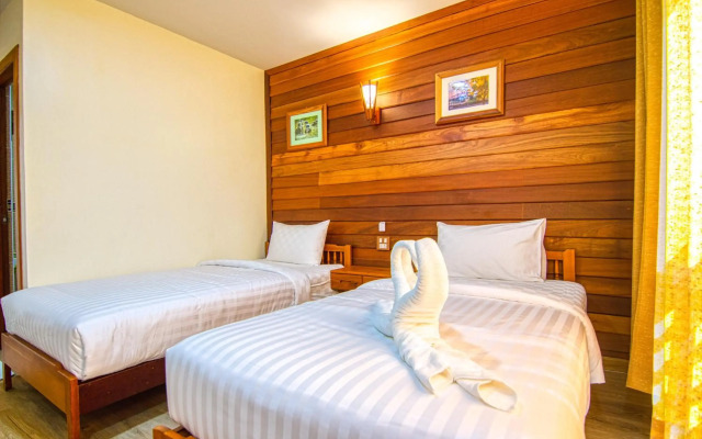 NonNee Lampang Hotel
