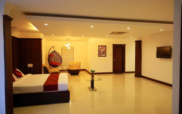Hotel Ivory Grand