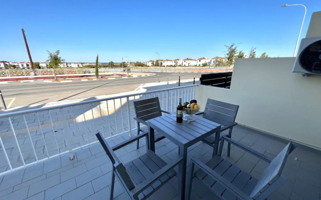 93 KAP - Stay Almyra House