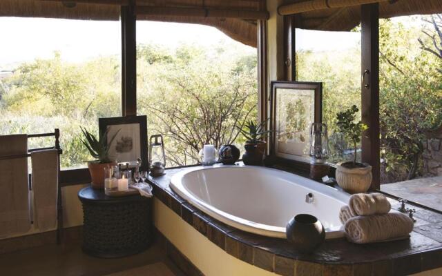Tuningi Safari Lodge
