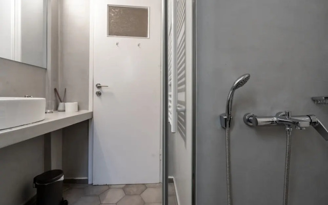 Zan Moreas Beautiful Apt in Koukaki