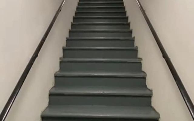 Immaculate 2-bed Apartment Town Centre