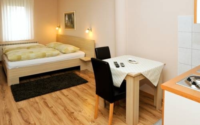 Guesthouse Ikar Zagreb Airport