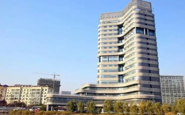 Haitian Sports Center Hotel