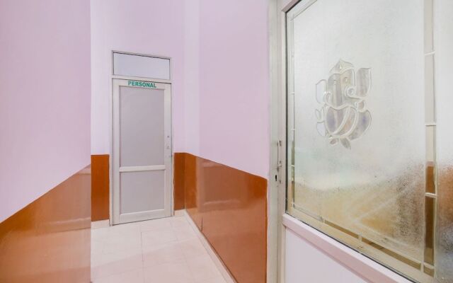 SPOT ON 44303 Canadian Guest House