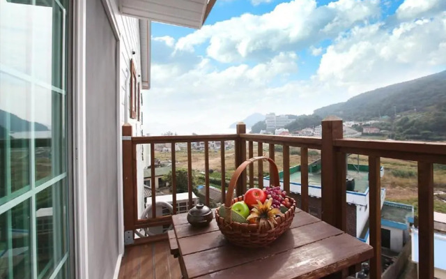 Geojae Moraesoop Pension