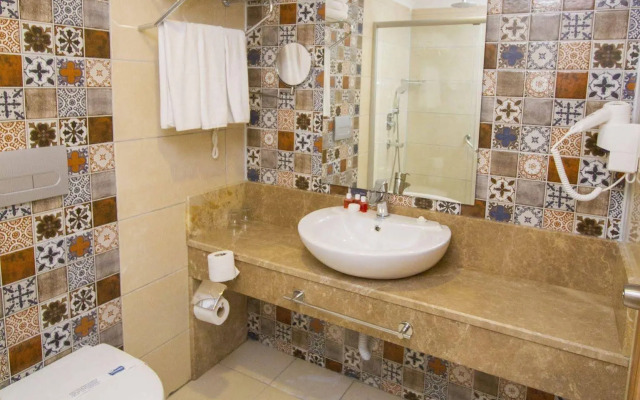 Blue Wave Suite Hotel - All Inclusive
