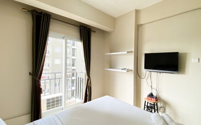 Warm And Restful Studio Room Sunter Park View Apartment