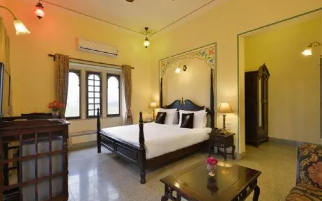 Rajvi Palace Hotel