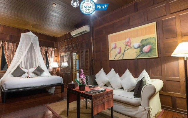 Baan Amphawa Resort & Spa