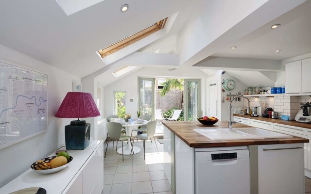 The Brackenbury Village Gem