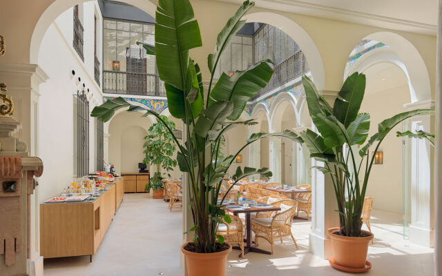H10 Palacio Colomera