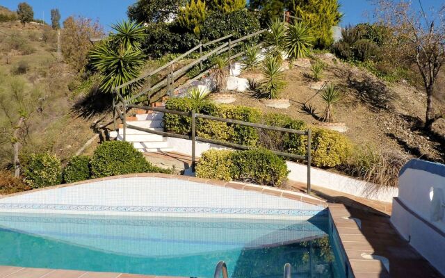 Spacious Holiday Home With Private Pool, in the Mountain and With Beautiful View