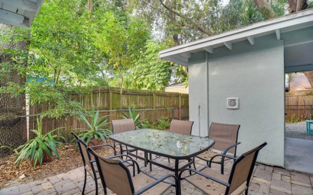 Pet-friendly Gulfport Home: Walkable Location!