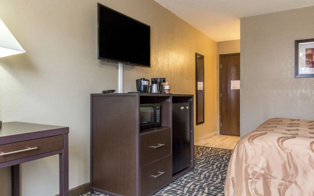 Quality Inn Lamar