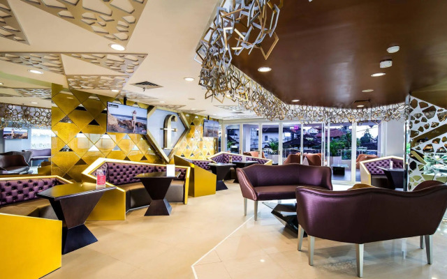 Fashion Hotel Legian