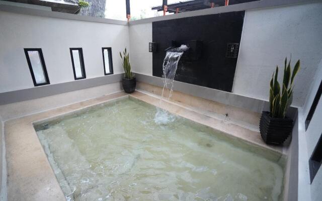 Sabda Alam Hotel Resort