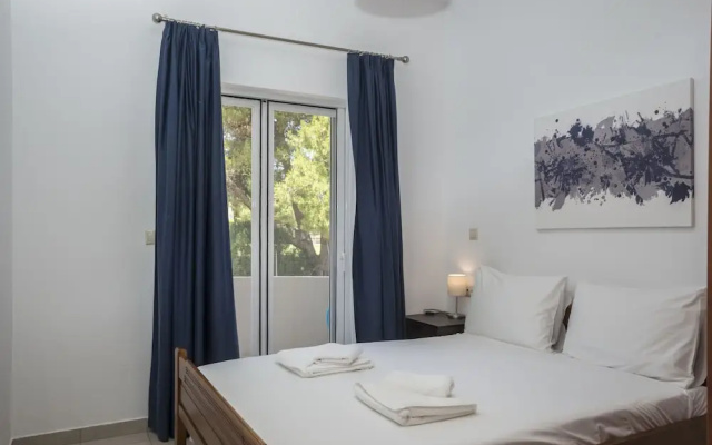 Nikis Dream Comfy Apartments