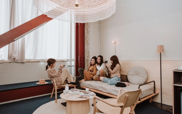 HATCHi Kanazawa - Hostel