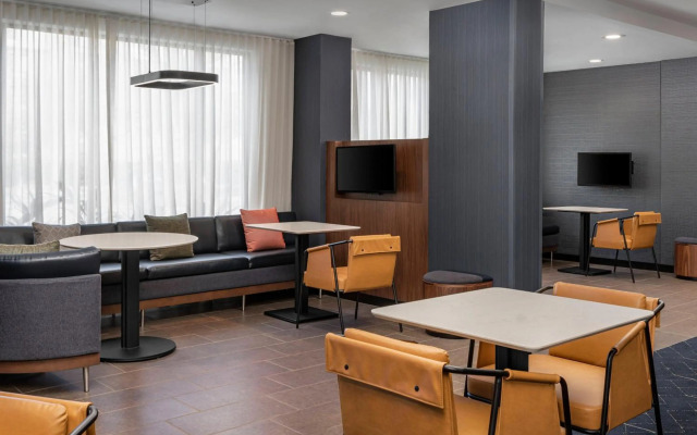 Courtyard by Marriott Jacksonville Butler Boulevard