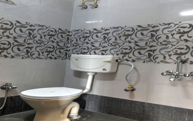 OYO 15168 Sucasa Homes