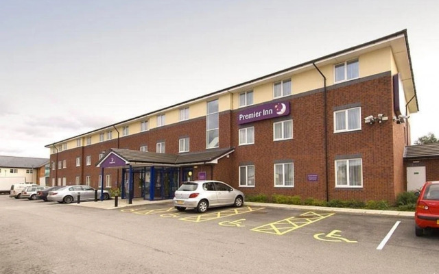 Premier Inn Warrington Central North