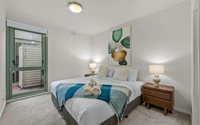 Exclusive Stays - Southbank Towers – Guest Rooms – Melbourne