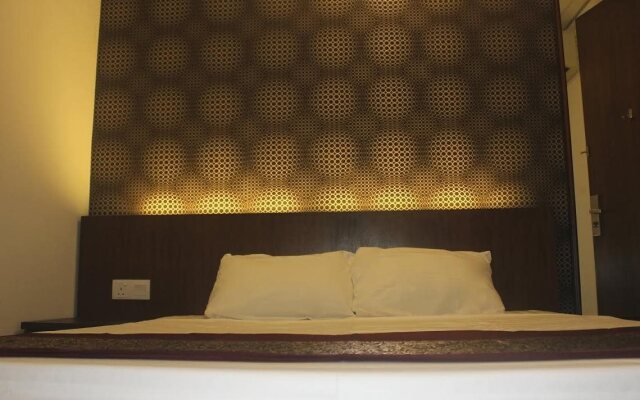 OYO 90326 Wg Guest House