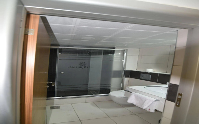 Saltuk Otel