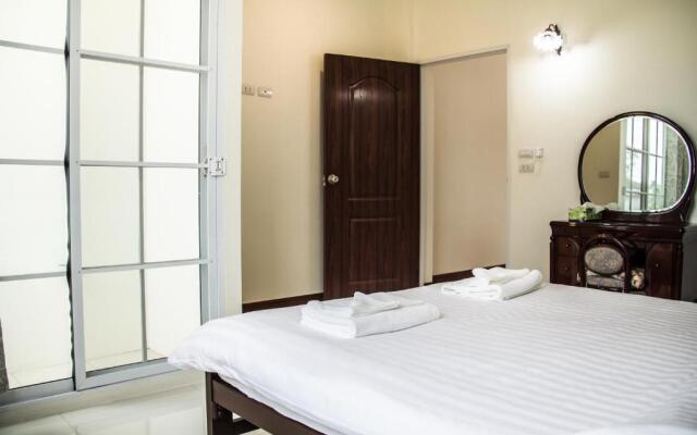 Plern Pitch Residence