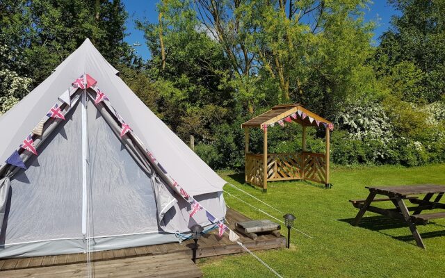 Yapham Holds Farmhouse