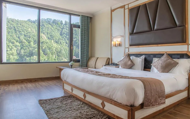 Hotel Sukh Sagar Regency