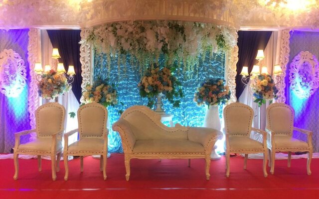 Ozone Hotel Pantai Indah Kapuk