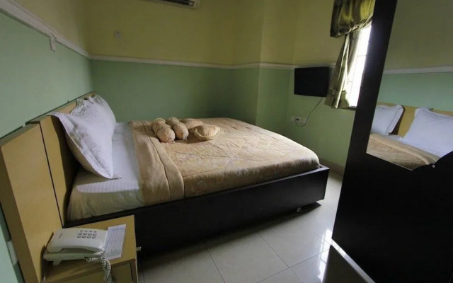 Sylva Link Hotel