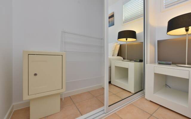Port Douglas Apartments - Adults Only Oasis
