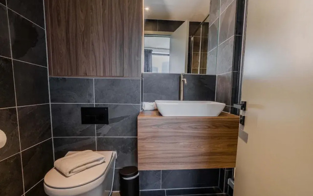 Midori Suite 2BR City Views