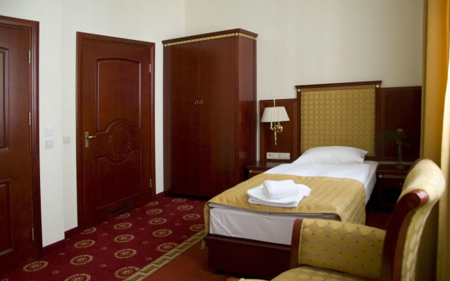 Hotel Holiday Park