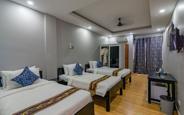 MidCity GoldenTown Hotel