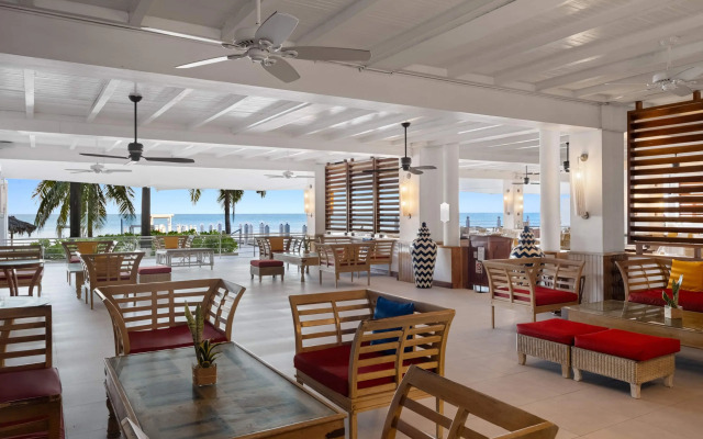 Grand Decameron Montego Beach, A Trademark All-Inclusive Resort