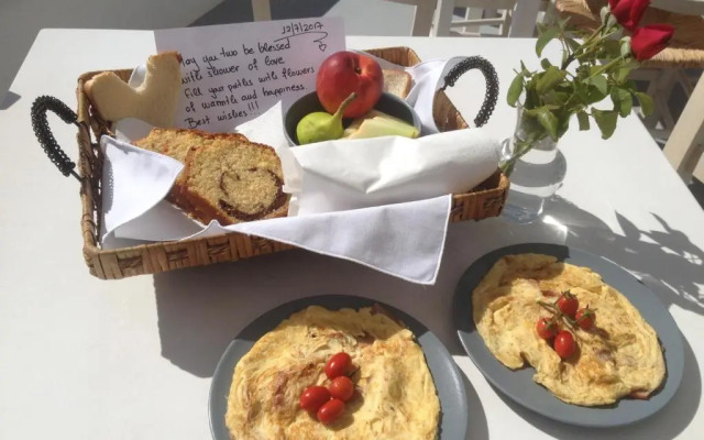 Ionathan Koufonisia Suites