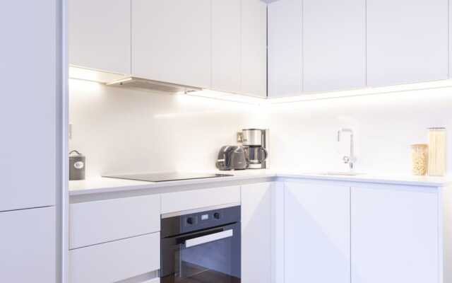 Royal Residence Charming 2 Bedroom - Talbot 3b