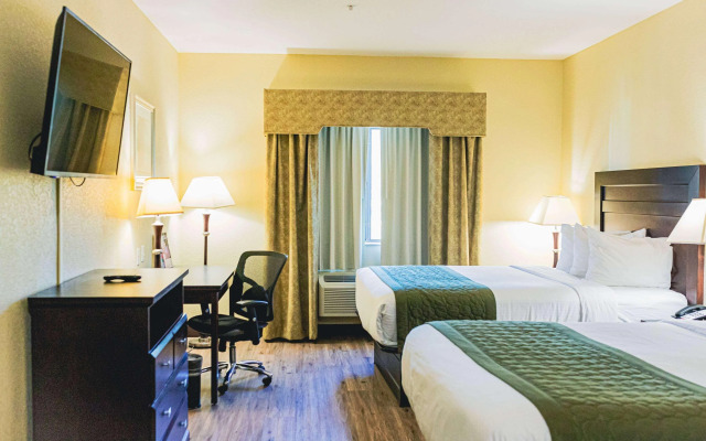 Grander Inn & Suites